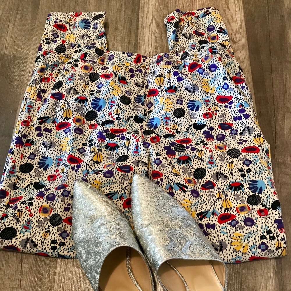 Patterned fitted trousers